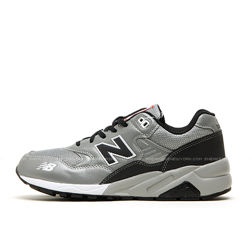 男子 New Balance 580 Athletic running shoes silver - MRT580BH